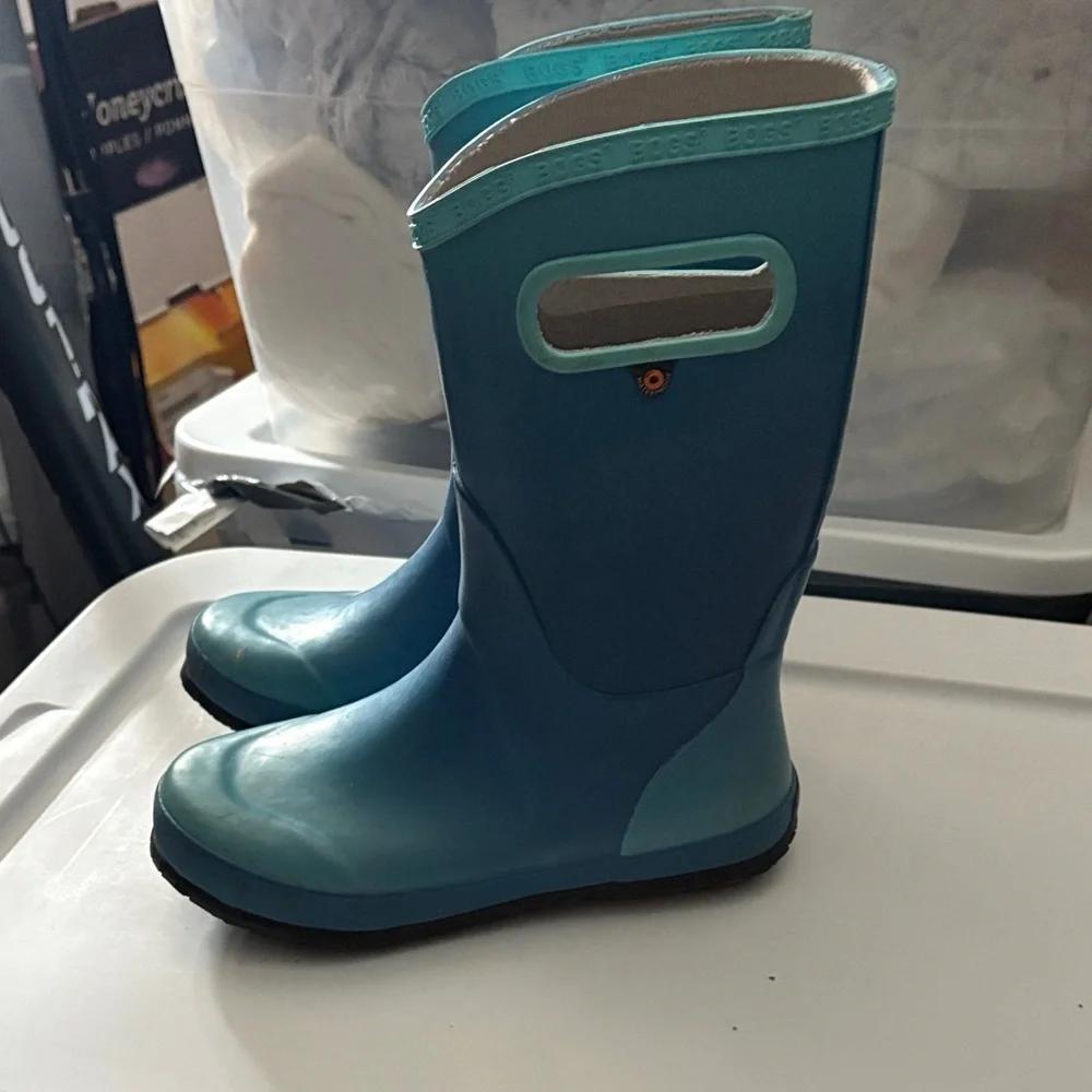 Bogs Kids Aqua Blue Rain Boots boys or girls